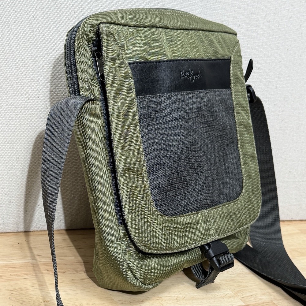 Eagle Creek Travel Crossbody Messenger Bag Green Organizer Passport Utility - Picture 5 of 13